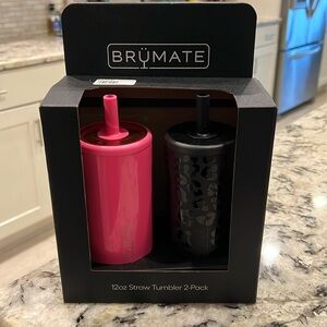 Brumate two pack of slims with straw lid